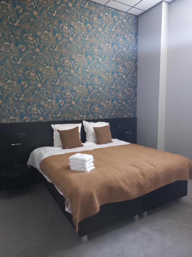 Boutique Hotel De Oude Veste ヘレヴートスライス エクステリア 写真